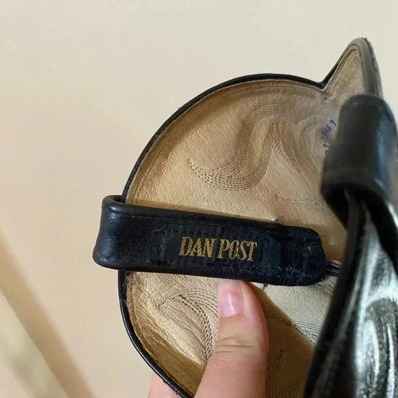 DAN POST BLACK LEATHER COWBOY BOOTS SIZE 10D MENS - Picture 6 of 10